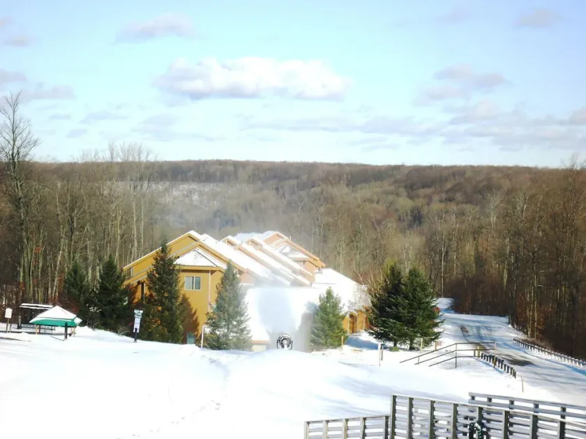 Family Retreat vid Cedar River - Image 1