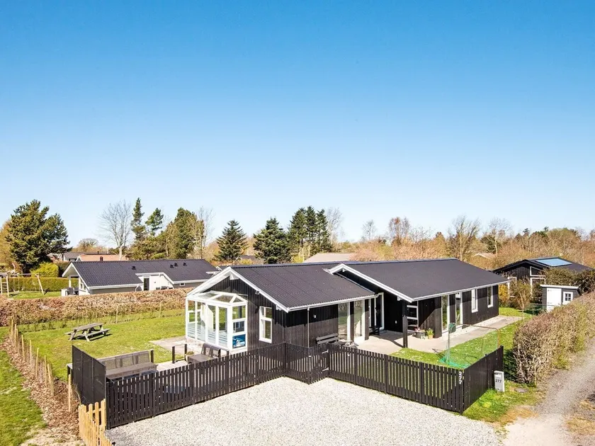 Luxury Retreat in Pot Strandby - By Traum Ferienwohnungen - Image 1