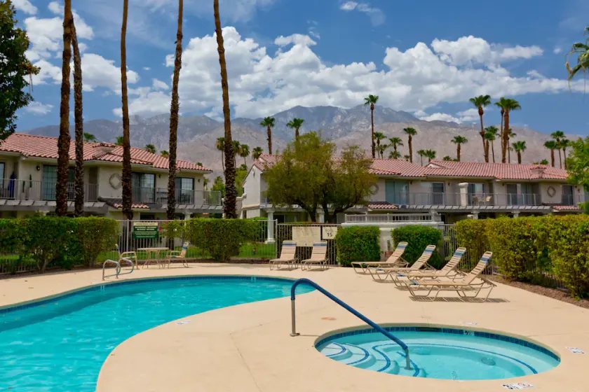 GORGEOUS 2BR+2BA (C) MESQUITE COUNTRY CLUB CONDO - Image 1