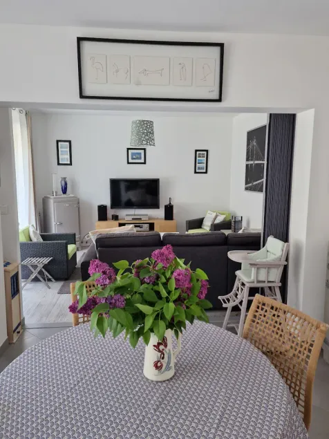 Maison avec jardin clos  à 5mn à pieds de la plage jouxtant la forêt - Image 1