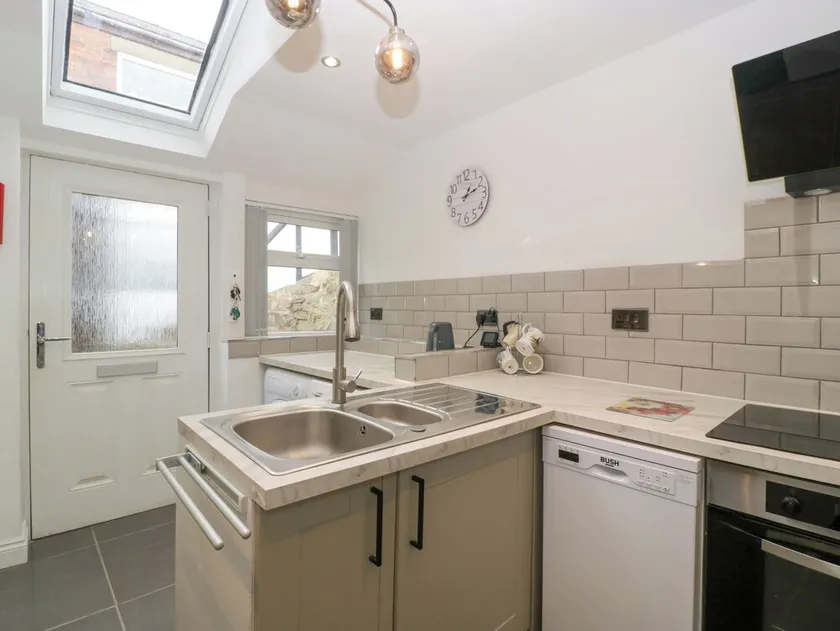 Colliers Cottage - Image 1