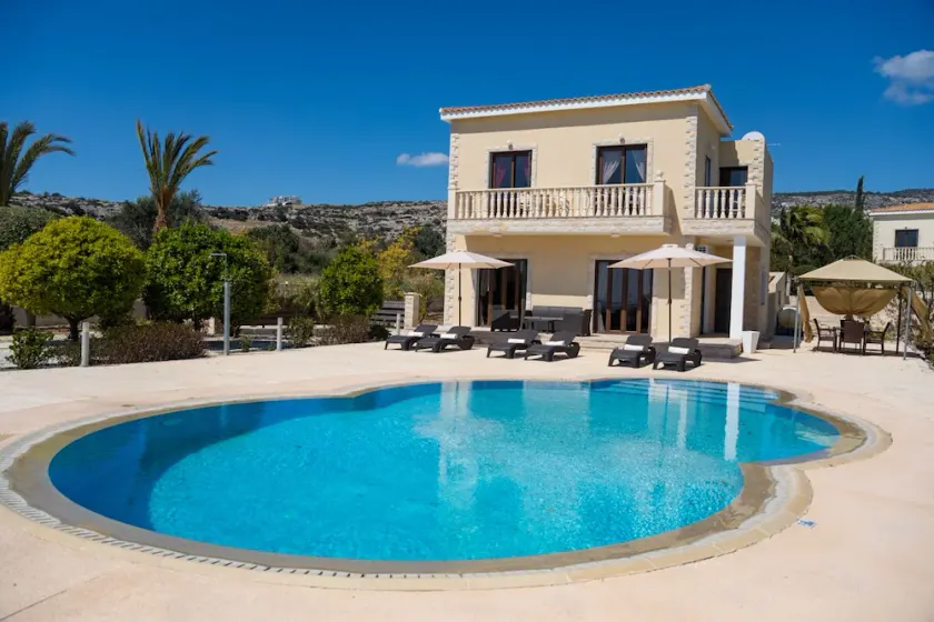 Coral Bay - Beautiful Villa - Stunning Private Pool - Amazing Views - Image 1