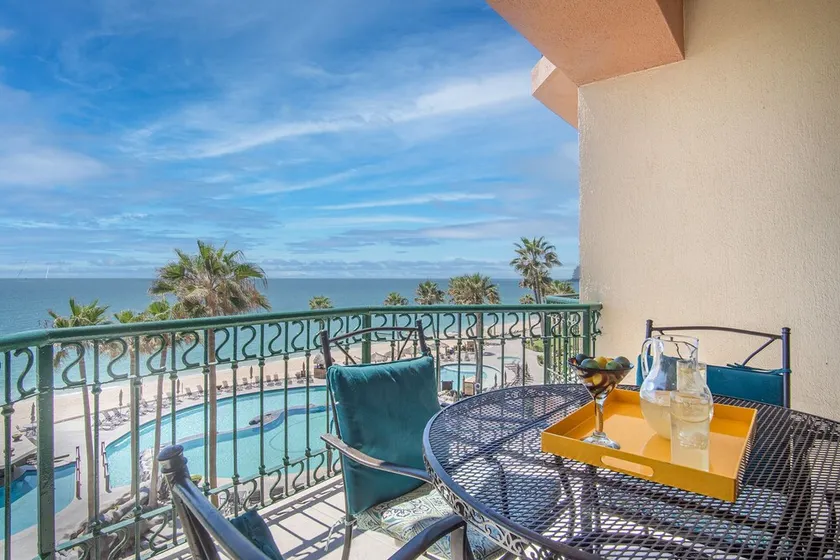Sonoran Sea E 409 Vitamin Sea Escape Gem Oceanfront Condo - Image 1