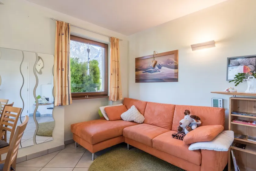 Ferienwohnung 'Schlernblick' mit Bergblick, Garten & WLAN - Image 1