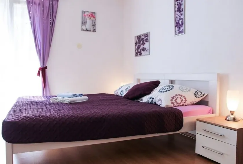 Studio flat with balcony and sea view Makarska (AS-15200-a) - Image 1