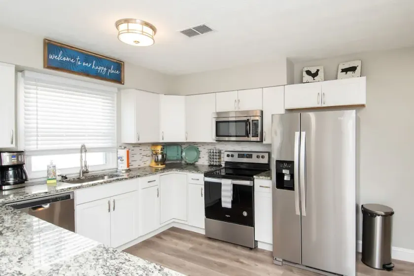 Top Dayton Listing! 5 min to WPAFB, AF Museum, UD! - Image 1