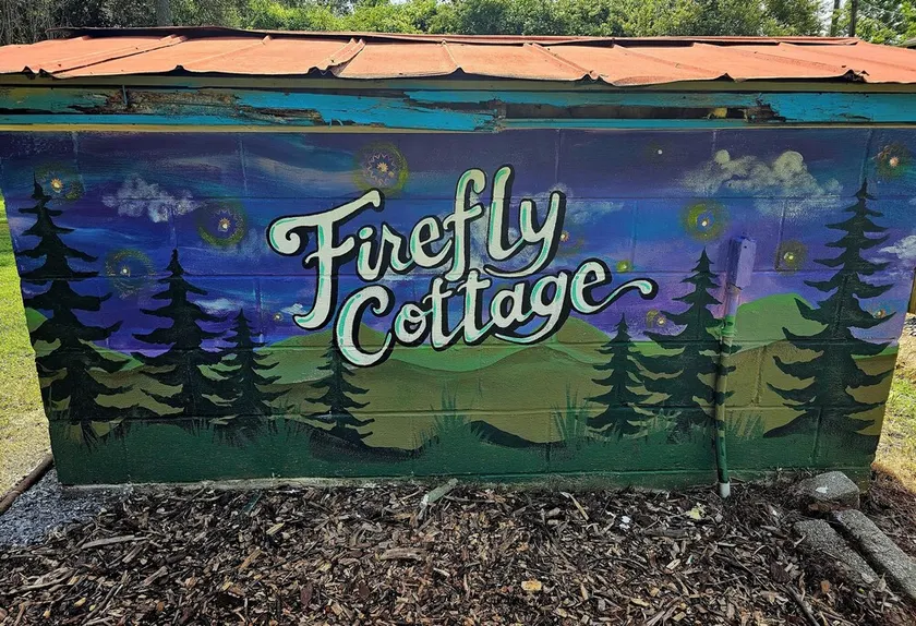ARTIST MTN RETREAT - Image 1