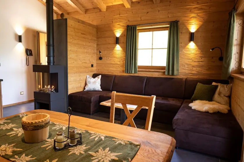 \"sepperl Alm\" für 4-6 Personen, 2 Separate Schlafzimmer, Terrasse mit Bergblick, Whirlpool, Infrarotliegen - Image 1