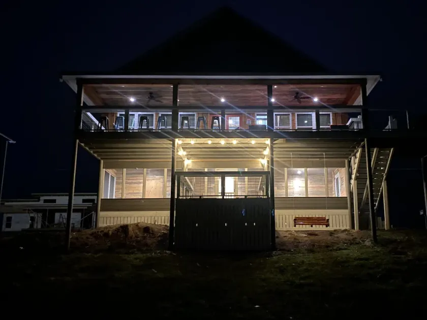 SOUTHERN COMFORT IS BOOKING FAST FOR SUMMER!!! The name speaks says it all! - Image 1
