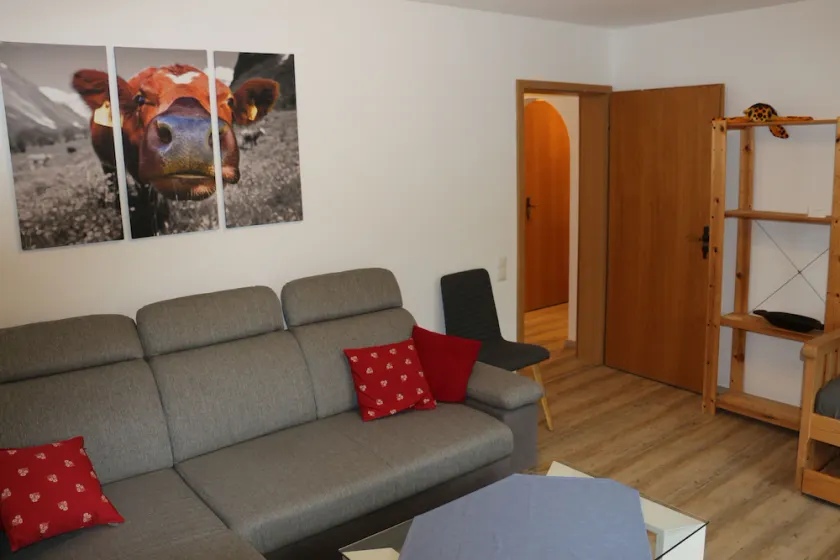 Apartment with terrace and small garden - Image 1
