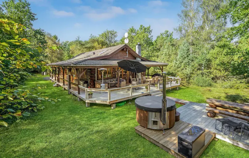 Stunning Home In Hadsund With Sauna - Image 1