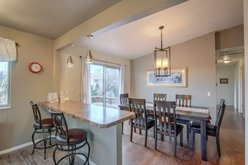 3bdrm Value and Comfortcheyenne Mountain Suburbs! - Image 1