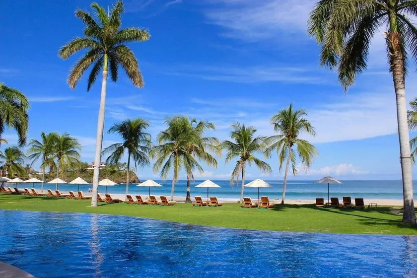 Luxury on the beach at The Palms - Image 1