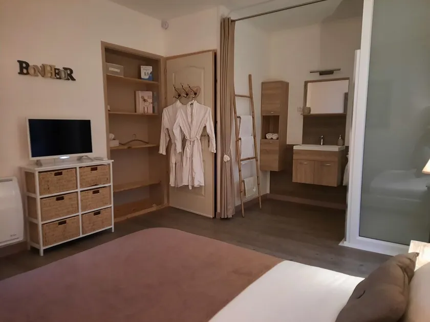 Cocooning room with private terrace 10min from Carcassonne - Image 1