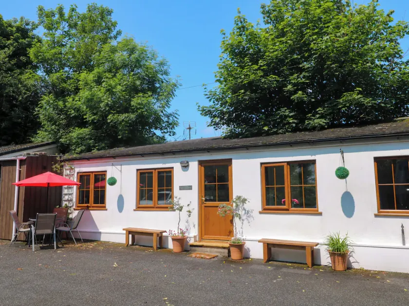 The Cow Shed - Image 1