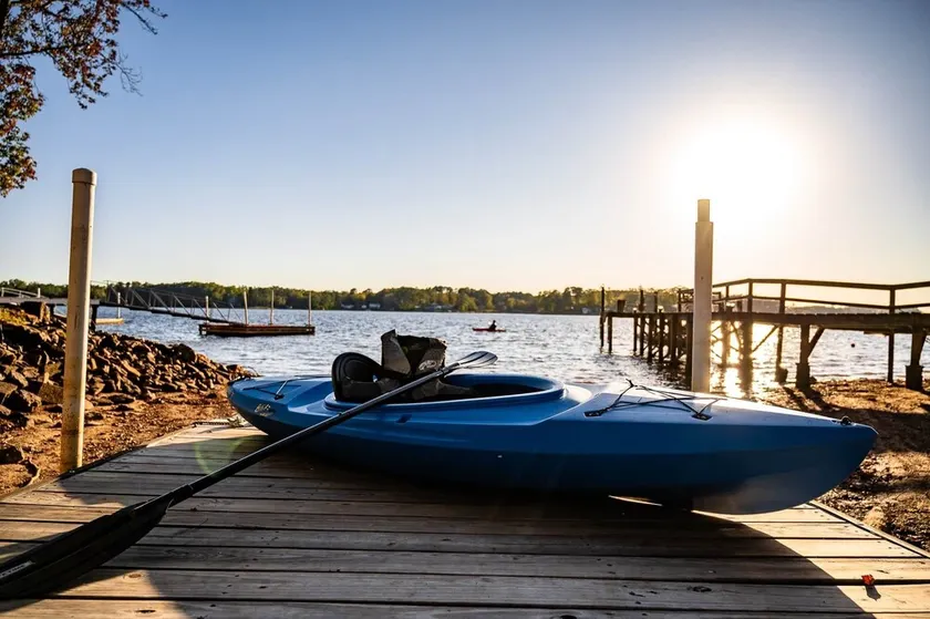 Sunset Cove-Waterfront private dock, kayaks, your lake home! - Image 1