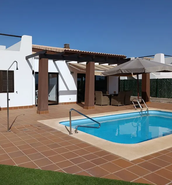 Villa Chocolate - Image 1