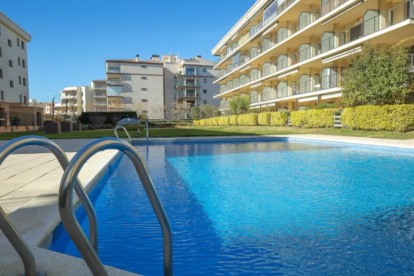 V010 - Milenium, Apartamento con piscina comunitaria y acceso a la playa. - Image 1