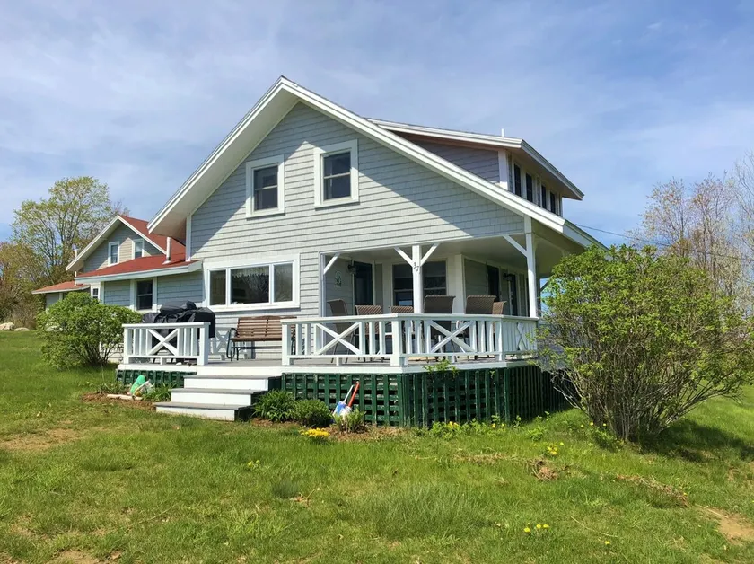 Thorburn - Experience a classic ME vacation at this beautiful summer cottage - Image 1