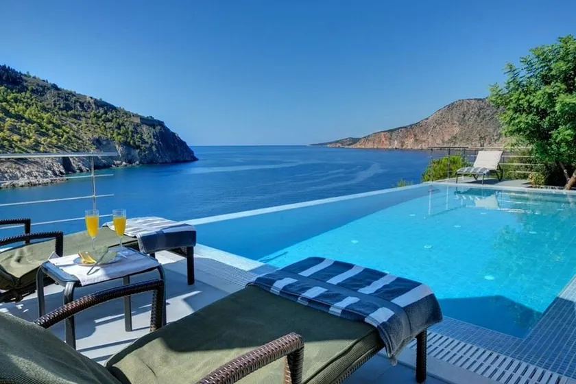 Marvelous Kefalonia Villa | Villa Chaozii | 2 Bedrooms | Seafront - Image 1