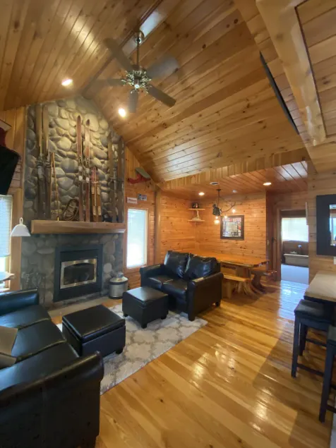Charming Upnorth Cabin - Image 1