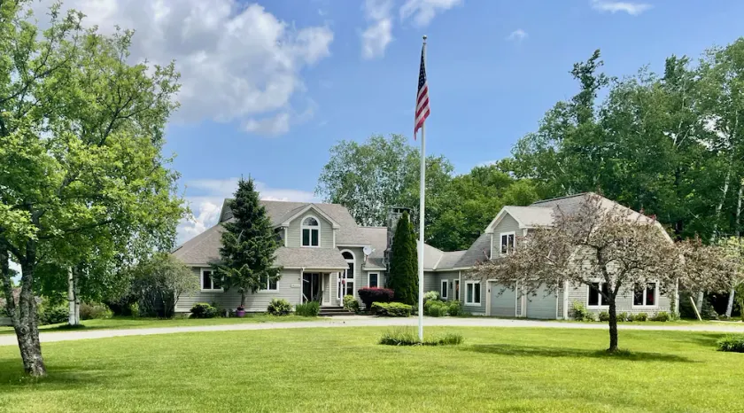 Enjoy Every Season at this Serene Estate with Incredible Mountain Views ! - Image 1