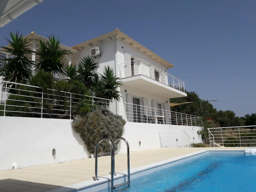 3 bedroom villa and pool in spacious private grounds, southwest Kefalonia. - Image 1