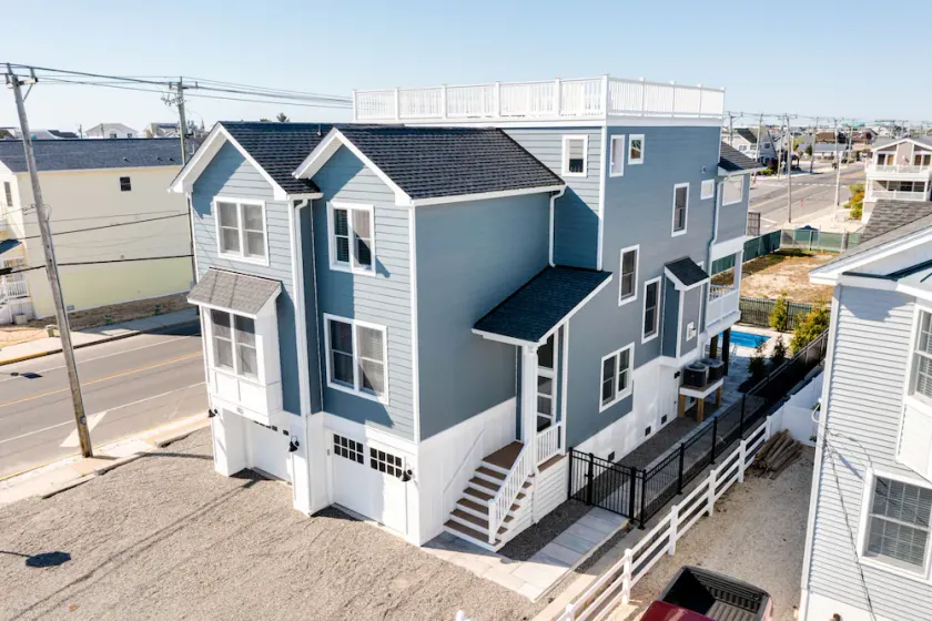 SeaBreeze  - Image 1