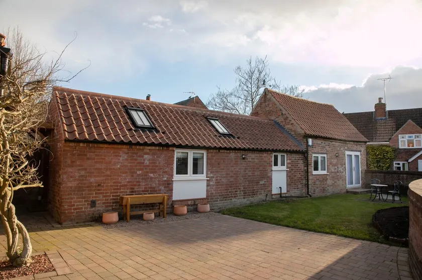 A self catering cottage that sleeps 2 guests  in 1 bedroom - Image 1
