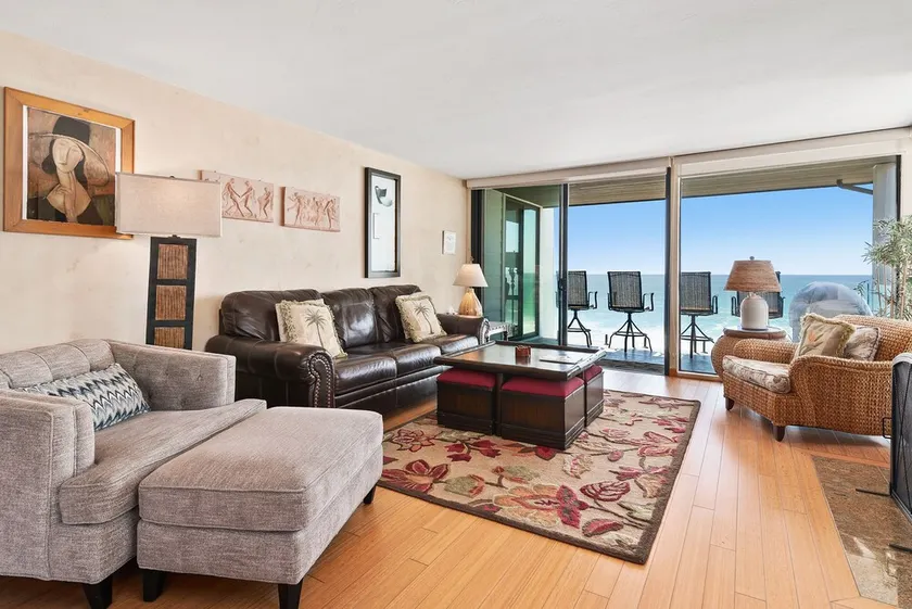 Ocean Front Solana Beach Vacation Rental - Image 1