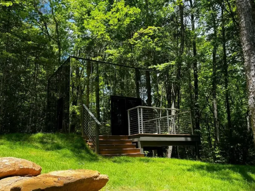 Couples Mirror Cabin -Looking Glass at Valley Bear Farms Resort - Image 1