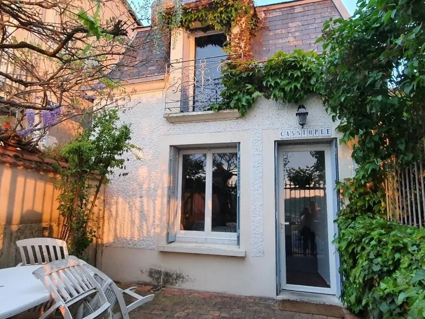 Sancerre : Loue jolie maison meublée rénovée en 2025 pleine vue sur Loire - Image 1