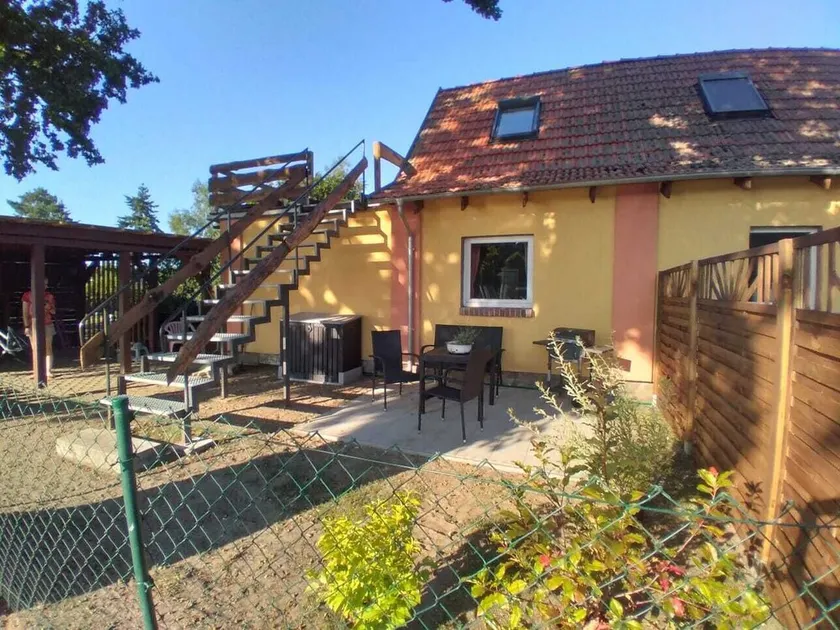 Ferienwohnung Monteurzimmer ab 35 Euro Mecklenburg Seenplatte - Image 1