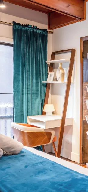 Lincoln Park 3BR Townhome • Rooftop • King Suite • Sleeps 10 - Image 1