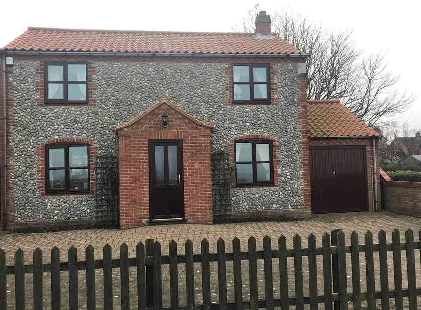 Great House, Fab Seaview, Quiet Rd, Blue Flag Beach & 10% off 7 nights or more - Image 1