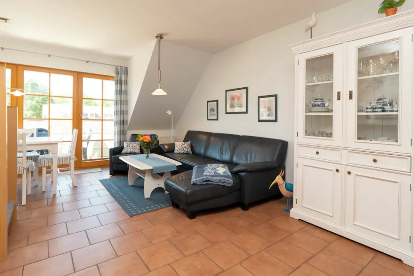 Beautiful vacation apartment in a quiet location near the nature reserve - Image 1