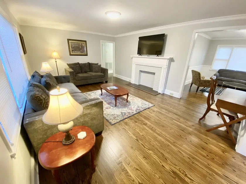 New Listing! Southpark Charlotte Queen City Home! Great location! - Image 1