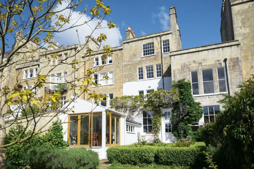 Stay at Percy Place and live the Georgian experience! - Image 1