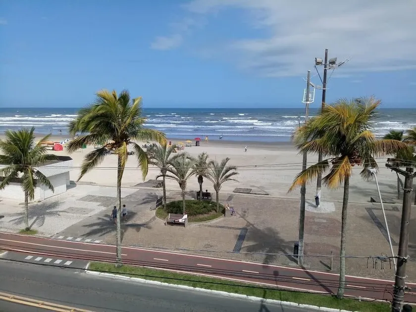 Apt. facing Praia Grande Ocian City with 5 windows facing the sea. - Image 1