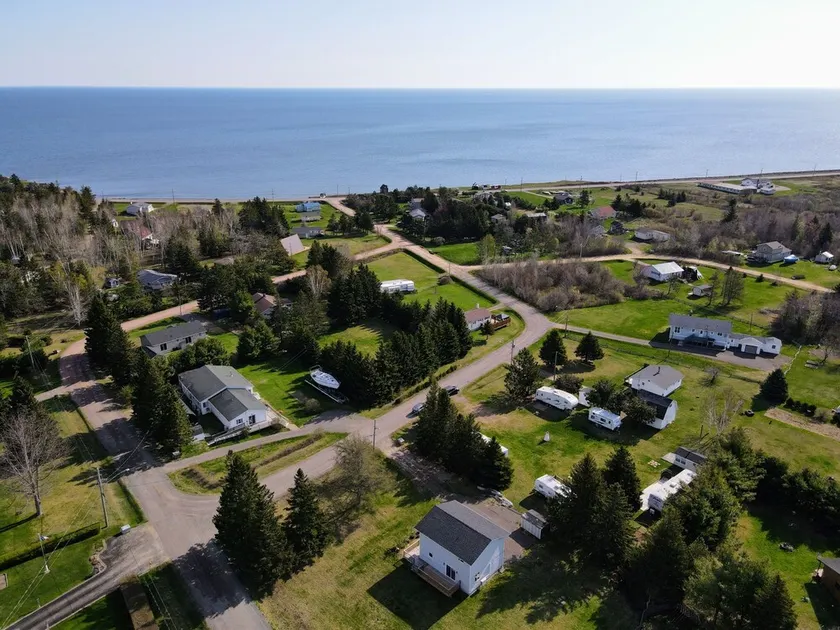 Chalet de Grande Digue, Peaceful Coastal Cottage Near the Beach - Image 1