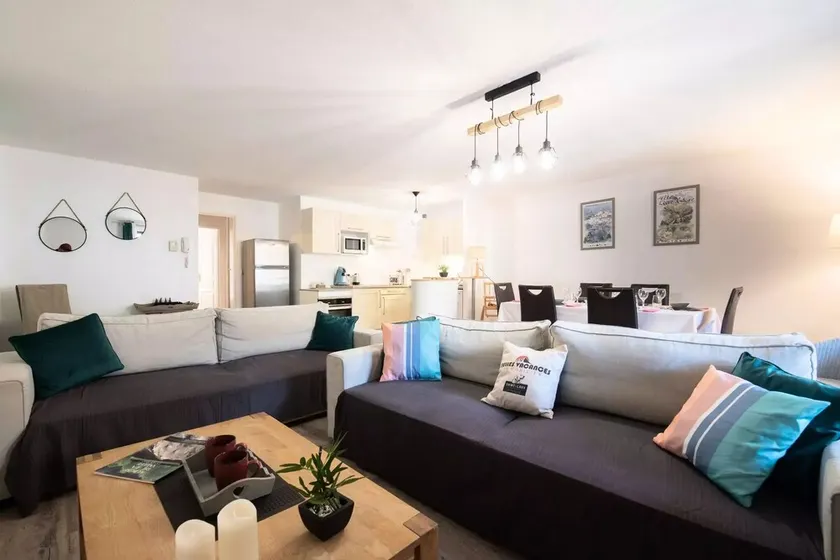 Duplex T4 8 pers, 102m², Saint-Lary-Soulan, Balcon, Garage, 3 Chambres, 3⭐️, Proche Centre - FR-1-457-278 - Image 1