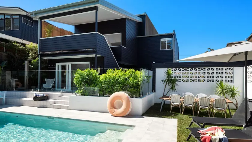Allure by Palm Beach Holiday Rentals - Image 1