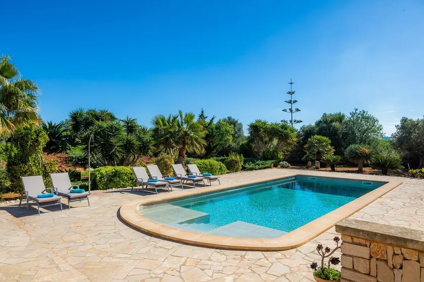 Country House 'Can Simonet' with Private Pool, Wi-Fi and Air Conditioning - Image 1
