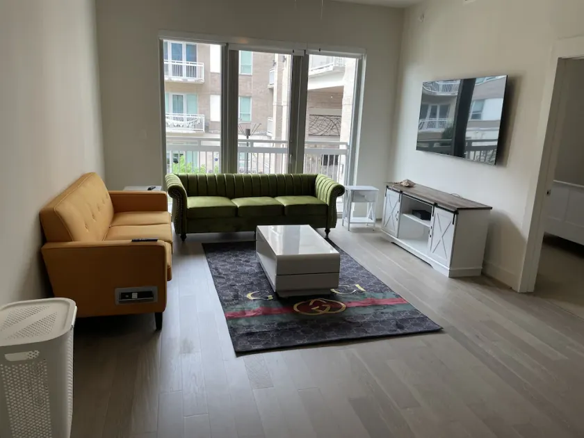Midtown elite 2 bedrooms  - Image 1