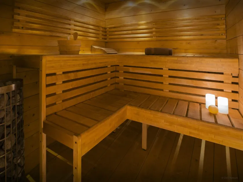 Rummeligt sommerhus med pool, hottub og sauna. WiFi - OVO Netværk - Image 1