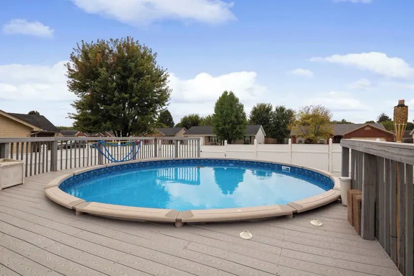 Entire Home with Indoor Spa & Pool - Image 1