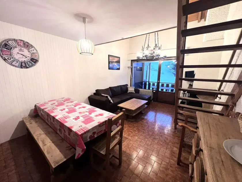 Residence Les Aigles 1 - Apartment 2 ch, village center, near ski lifts - Image 1