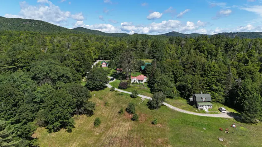 RESTORED HISTORIC ADIRONDACK BIRD CAMP NEAR GORE MT WITH LOVELY MOUNTAIN VIEWS - Image 1