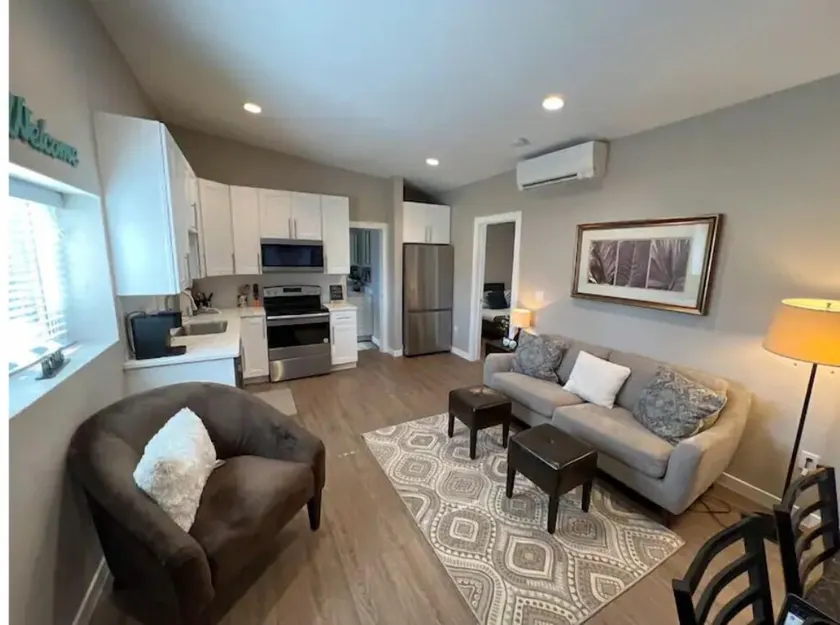 Chic & intimate 2 bedroom - Image 1