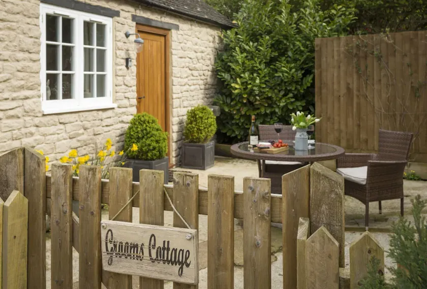 This cottage combines rural charm with a luxurious finish and peaceful location. - Image 1